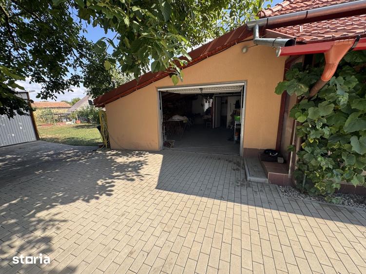 Casă cu 3 camere cu Teren 1483 Mp în Moftin