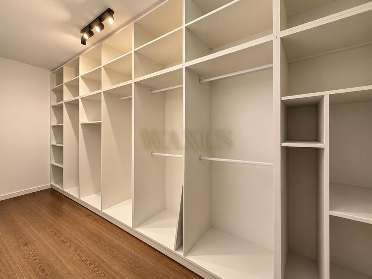 Apartament cu 2 camere semidecomandat, mobilat în Florești