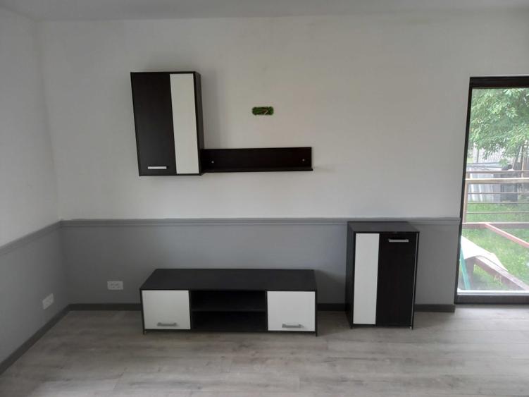 Casă cu 3 camere în Central