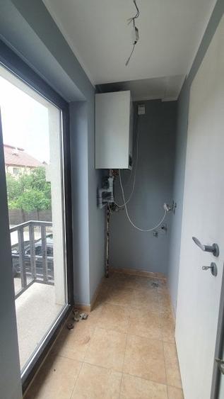 Casă cu 5 camere cu Canalizare în Pipera