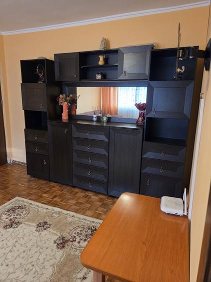 Apartament cu 2 camere semidecomandat în Popoveni