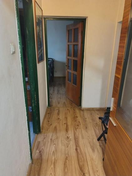 Apartament cu 3 camere decomandat în Tineretului