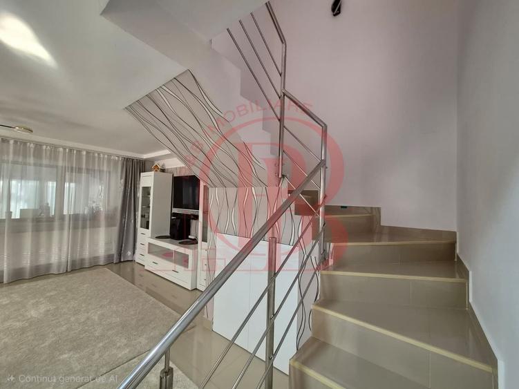 Duplex cu 4 camere cu Canalizare în Theodor Pallady