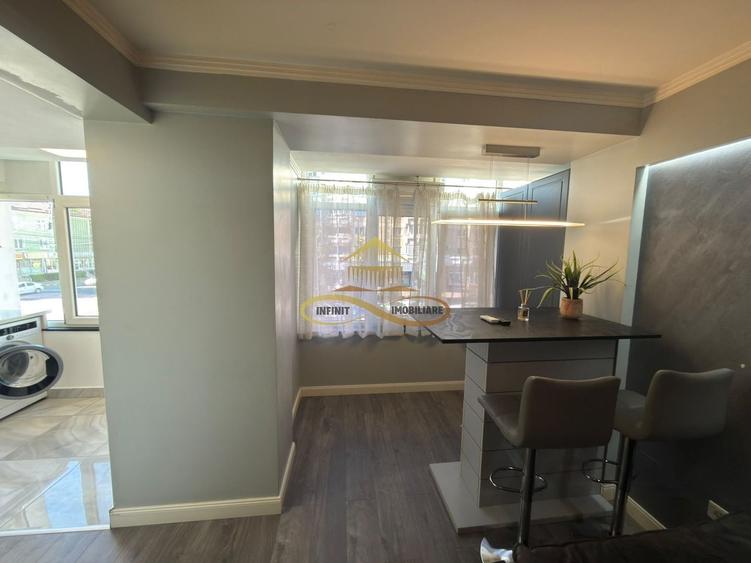 Apartament cu 2 camere decomandat în Central