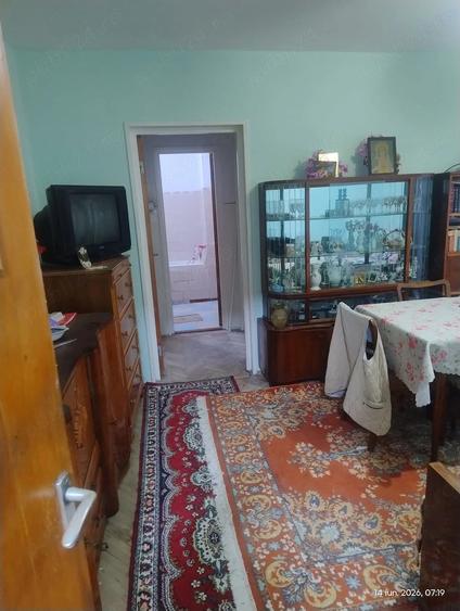 Apartament cu 2 camere semidecomandat în Nord