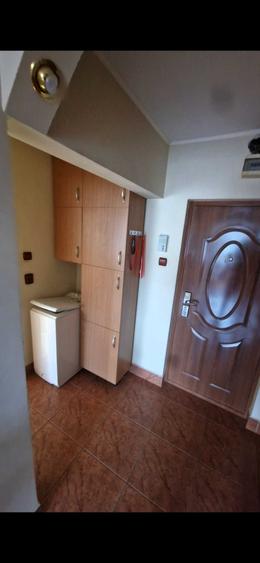 Garsonieră decomandată în Rogerius