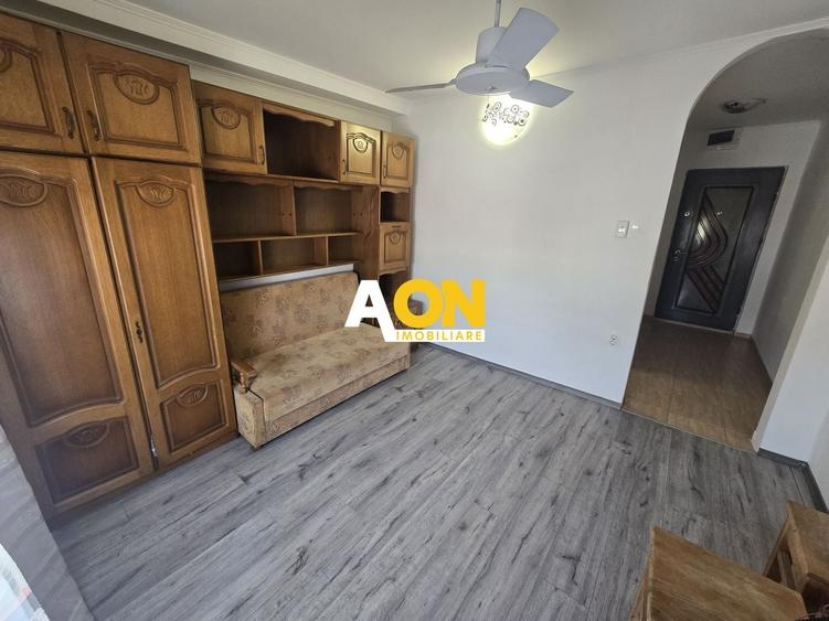 Garsonieră semidecomandată în Ampoi 1
