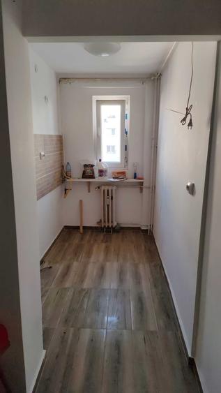 Apartament cu 2 camere semidecomandat în Sud