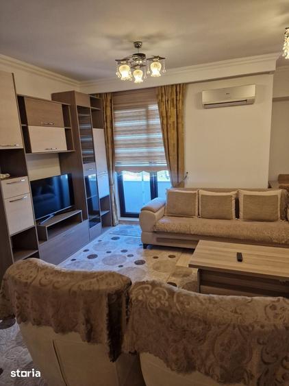 Apartament cu 3 camere decomandat în Km 5