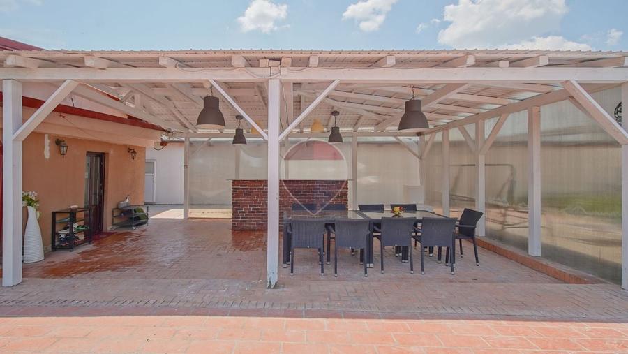 Casă individuală cu 3 camere cu Piscina în Bod