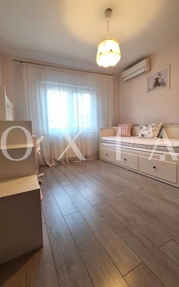 Apartament cu 3 camere decomandat, mobilat în Olimpia-Stadion
