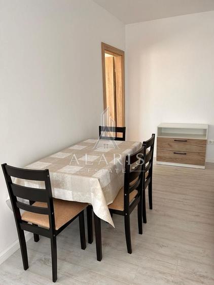Apartament cu 3 camere decomandat, mobilat în Torontalului