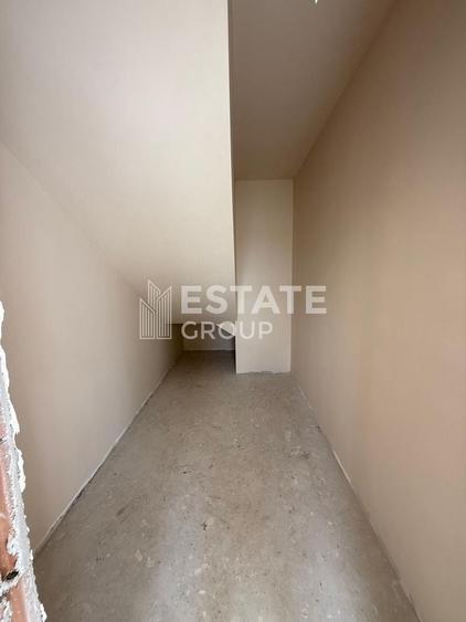 Duplex cu 4 camere cu Canalizare în Moșnița Nouă