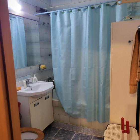 Inchieaz apartament 2 camere -zona 1 Decembrie sector 3 - 4