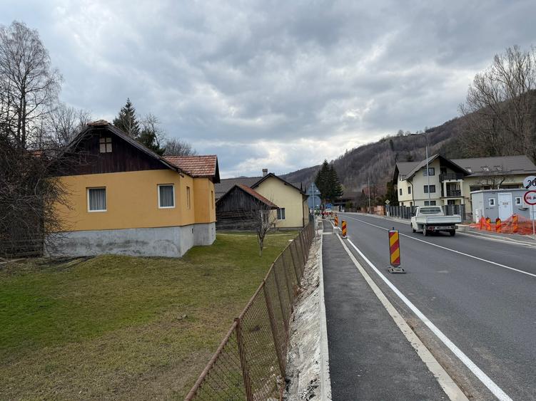 Teren Construcții intravilan de 1020 mp, în Bran