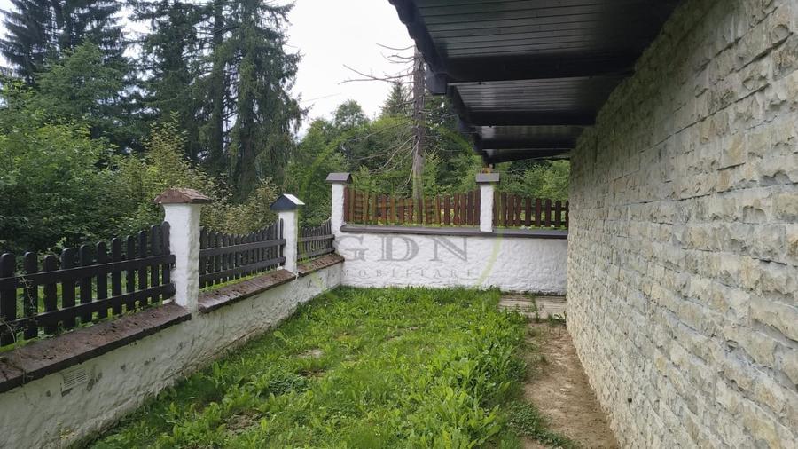 Apartament cu 3 camere decomandat, mobilat în Forestier