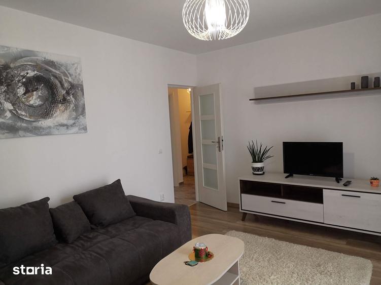Apartament cu 2 camere decomandat în Lazaret