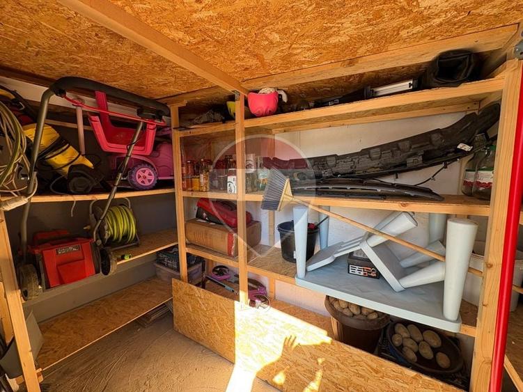 Casă individuală cu 3 camere cu Teren 250 Mp în Exterior Est