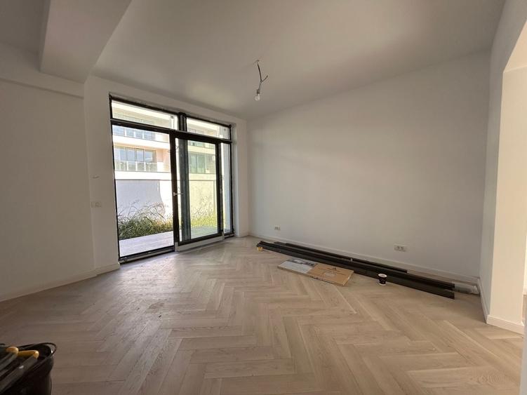 Duplex cu 5 camere cu Canalizare în Central