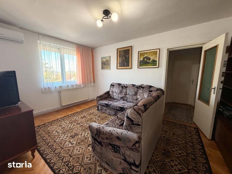 Apartament cu 4 camere în Libertății