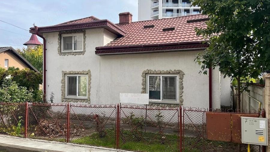 Casă individuală cu 5 camere cu Teren 714 Mp în Burdujeni