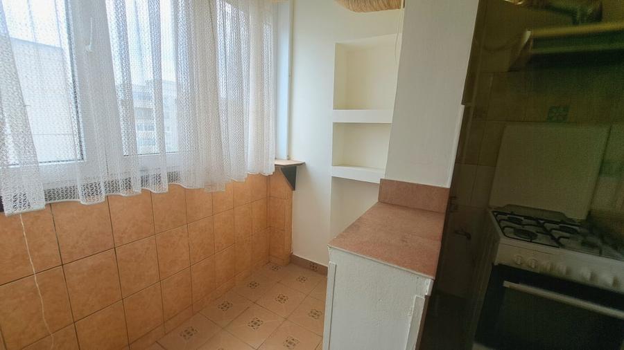 Apartament cu 2 camere decomandat în Crângași