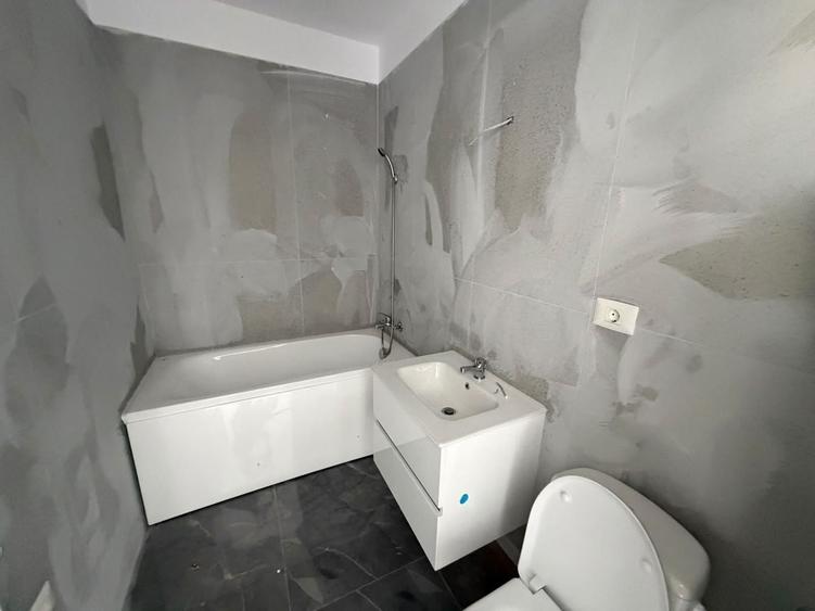 Apartament cu 2 camere decomandat în Fundeni