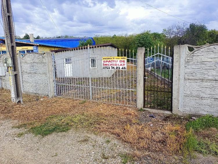 Spațiu comercial, de 60 mp, în Central