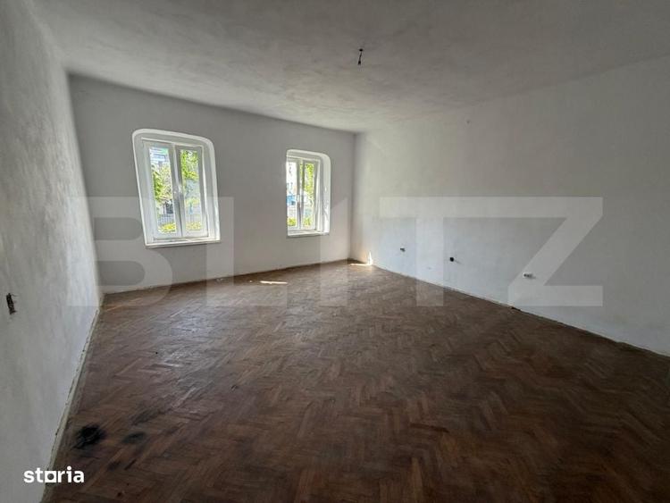 Casă cu 3 camere în Central
