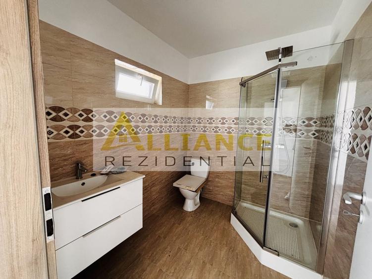 Casă individuală cu 4 camere cu Canalizare în Berceni