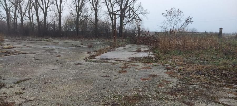 Spațiu industrial, de 4,900 mp, în Mitreni