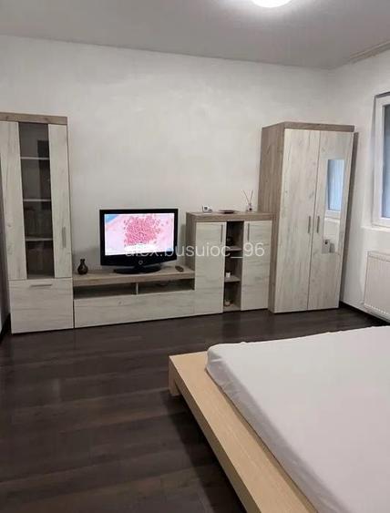 Garsoniera tip Studio Militari Residence acces loc de parcare
