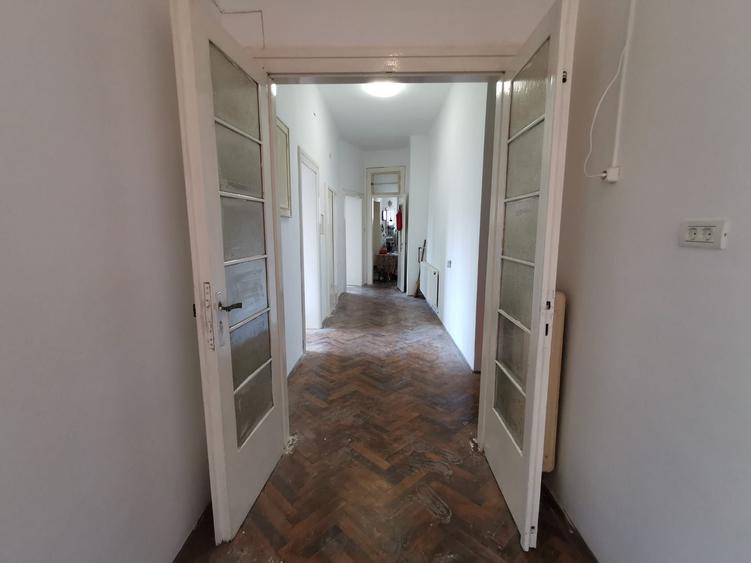 Apartament cu 4 camere circular în Ultracentral