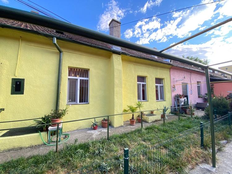 Casă cu 2 camere cu Canalizare în Iosefin