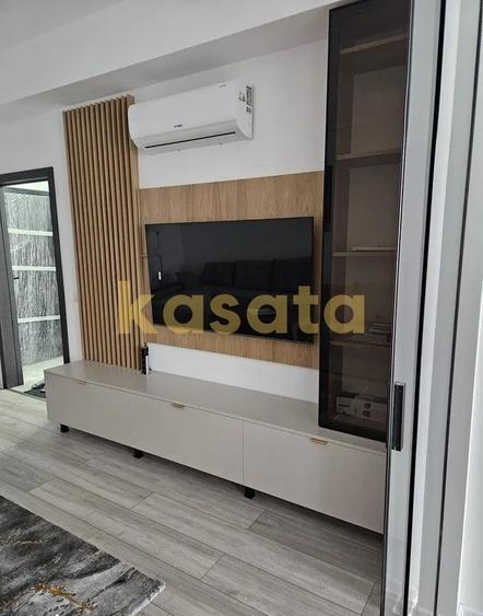 Apartament cu 2 camere semidecomandat în Vest