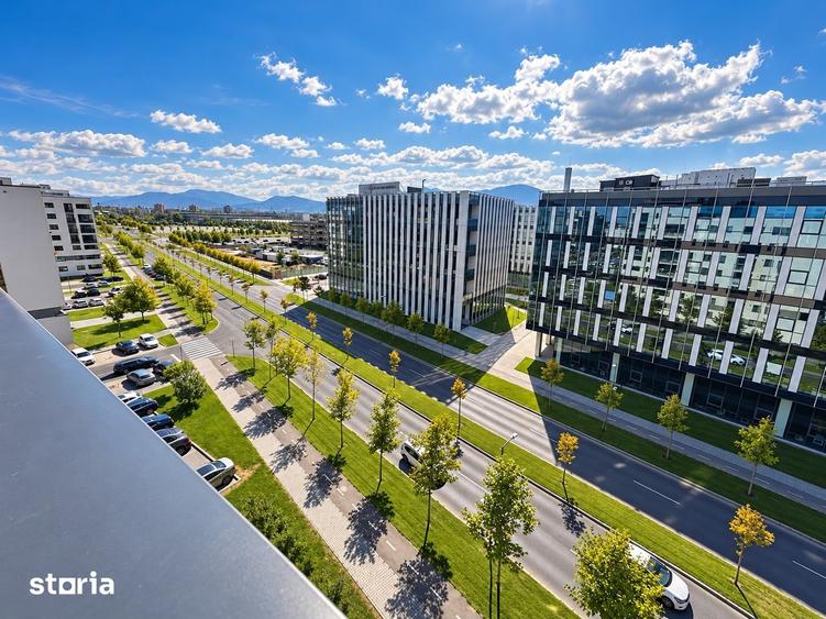 Apartament cu 2 camere decomandat în Tractorul