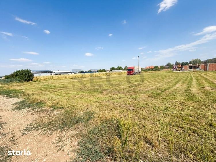 Teren de 2889 mp, în Vest