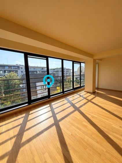 Apartament cu 4 camere decomandat în Nordului