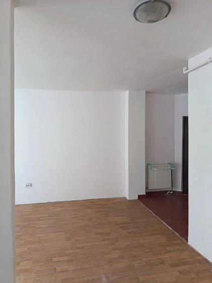 Garsonieră semidecomandată în Florești
