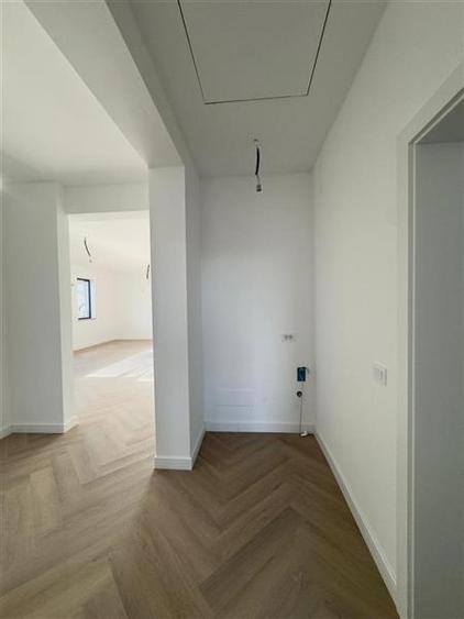 Casă individuală cu 4 camere cu Teren 561 Mp în Hlincea