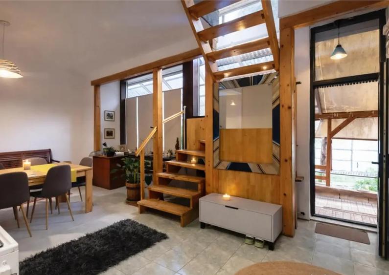 Casă cu 3 camere cu Teren 324 Mp în Central