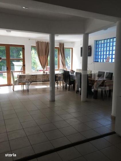 Casă cu 4 camere în Central