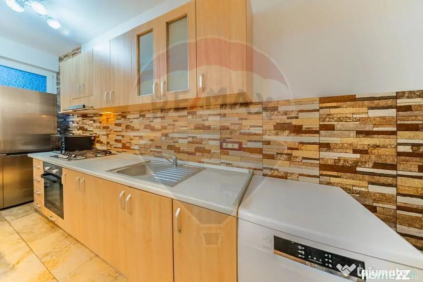 Apartament cu 3 camere decomandat în UTA
