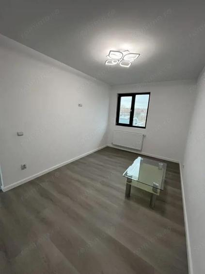 Casă cu Teren 150 Mp în Central