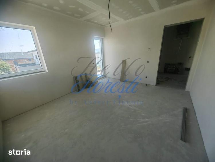 Casă cu 4 camere decomandat cu Teren 500 Mp în Chinteni