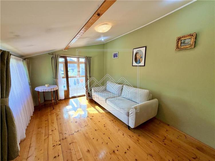 Duplex cu 6 camere cu Canalizare în Terezian