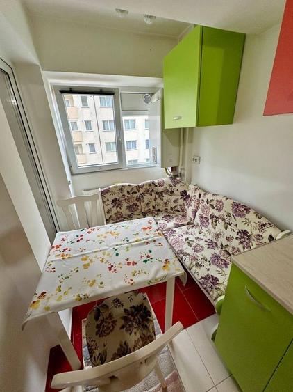 Garsonieră decomandată în Bună Ziua