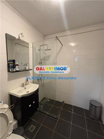 Apartament cu 3 camere decomandat, mobilat în Calea Călărașilor