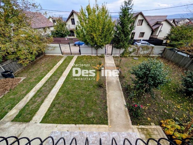 Casă individuală cu 5 camere cu Canalizare în Lunca Cetățuii