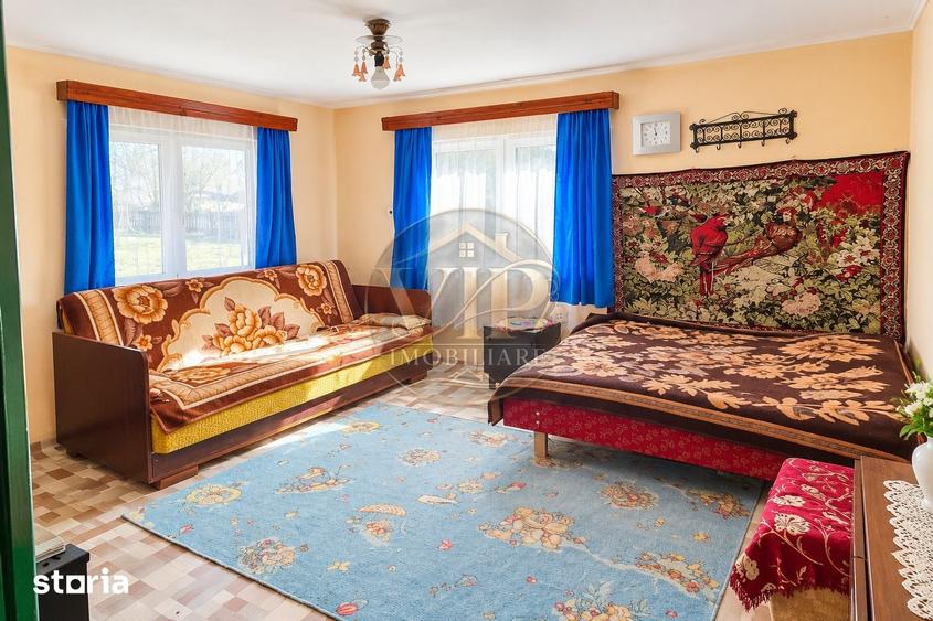 Casă cu 4 camere cu Teren 1130 Mp în Ciugud